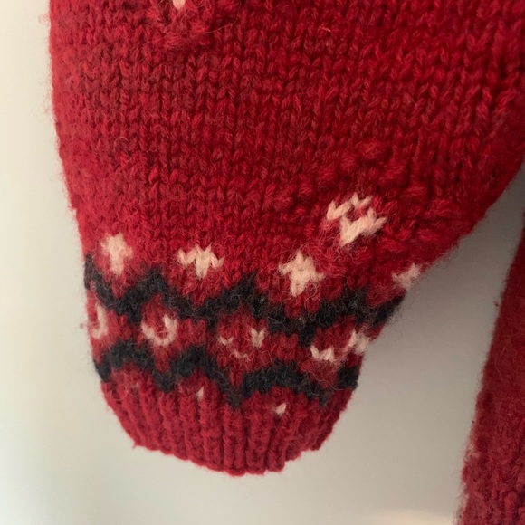 Vintage Reindeer Christmas Sweater ASO Phoebe Buffay on Friends - Picture 13 of 14